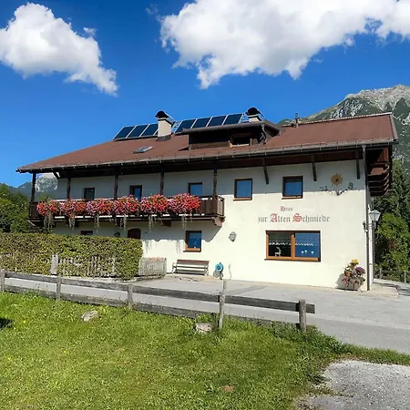 Alte Schmiede-3